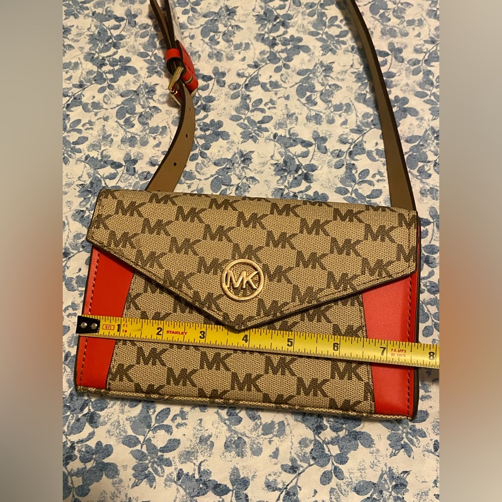 Michael Kors Red and Brown Signature Fanny Pack powder blush small bag Size L/XL - Picture 6 of 14